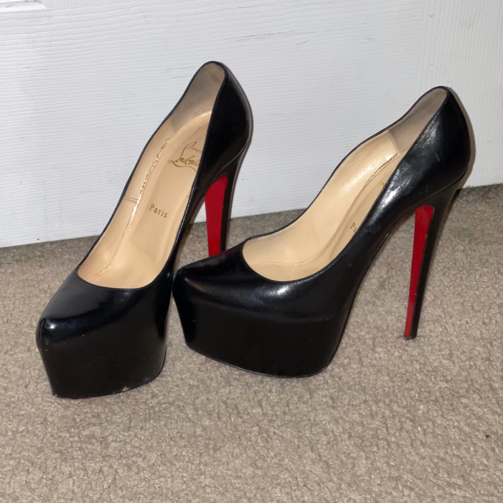 Christian Louboutin Daffodile